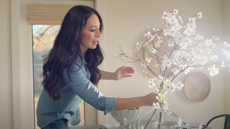 Joanna Gaines promotes her book in 2022.